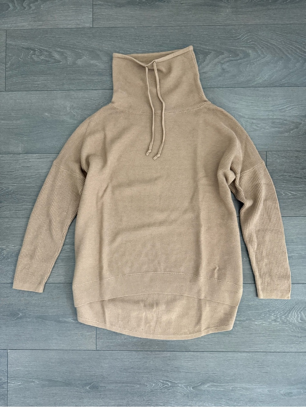 Cozy High-Neck Knit Sweater in Beige massimo dutti medium M oversized shirt